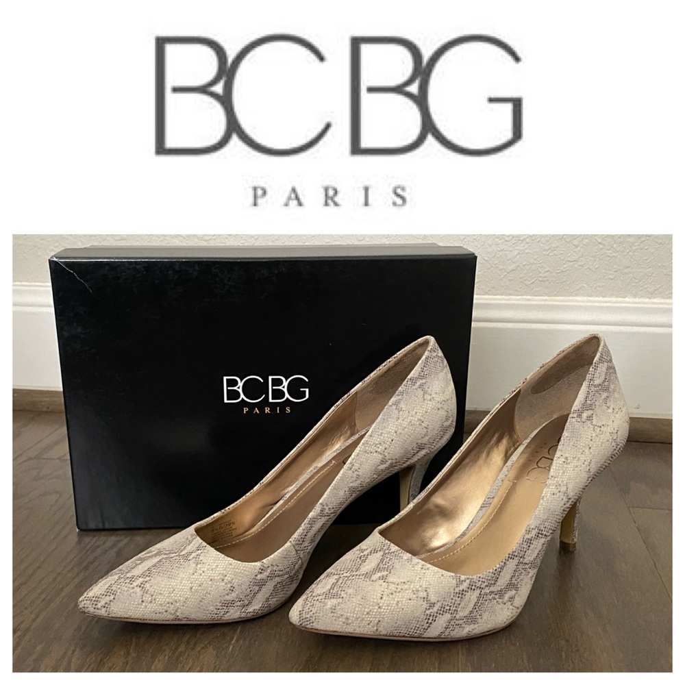 BCBG PARIS Day Taupe Gaminkha Pumps